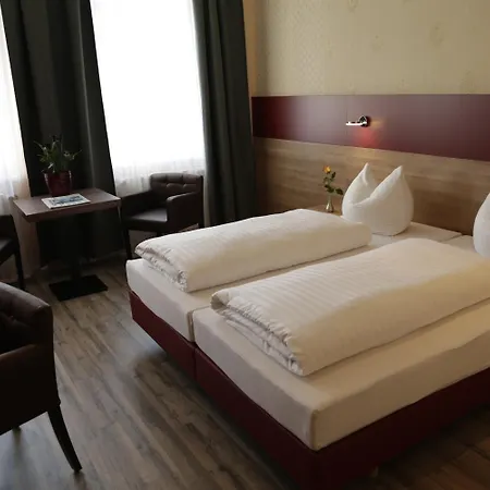 Alexander Business Hotel 3*