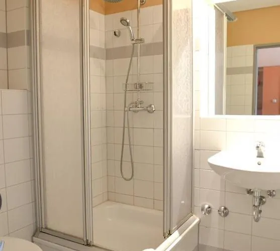 Alexander Business Отель