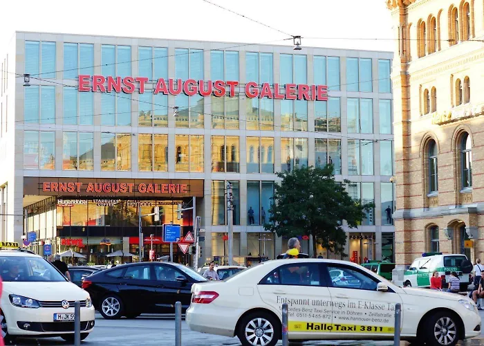 Alexander Business Отель 3*