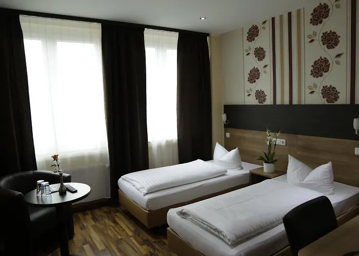 Alexander Business 3*
